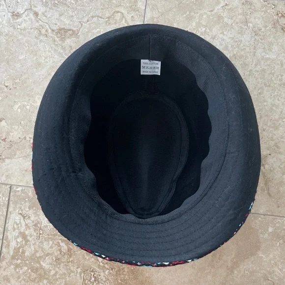 Multicolor Patterned Hat - Picture 3 of 5